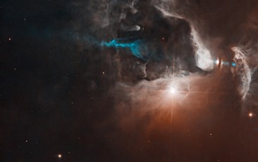 Το διαστημικό τηλεσκόπιο Hubble παρατηρεί την γένεση ενός νέου άστρου