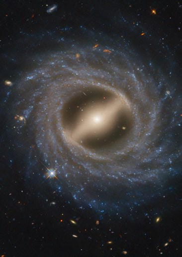 Ο ραβδωτός σπειροειδής γαλαξίας NGC 5335 Ο ραβδωτός σπειροειδής γαλαξίας NGC 5335