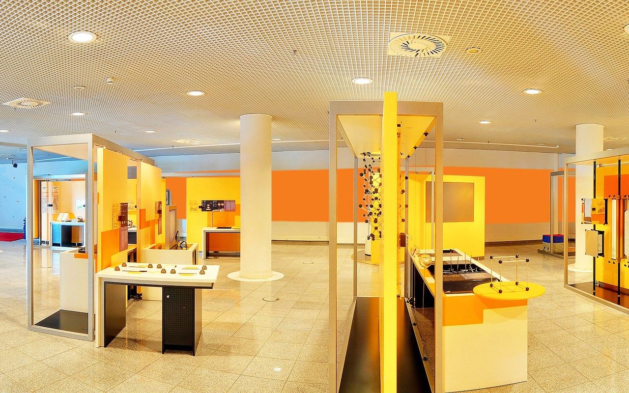 Internal space of the Interactive Exhibition in Science & Technology Center