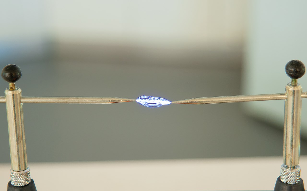 Electricity – Electromagnetism (for school groups) Electricity – Electromagnetism (for school groups)