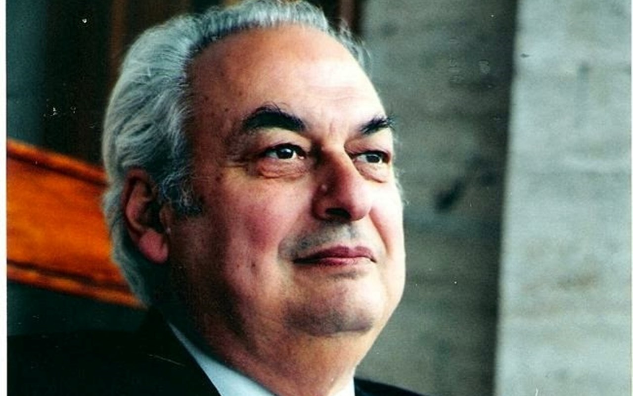 Αντώνης Κονταράτος Αντώνης Κονταράτος