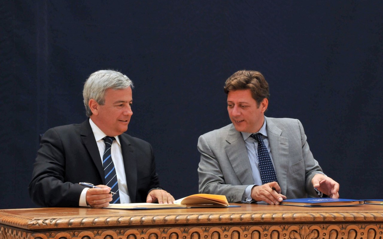 Τελετή υπογραφής σύμβασης μεταξύ Ιδρύματος Ευγενίδου και Υπουργείου Ναυτιλίας και Αιγαίου για την αποκατάσταση των ζημιών και ανακαίνιση της Α.Ε.Ν. Ιονίων Νήσων