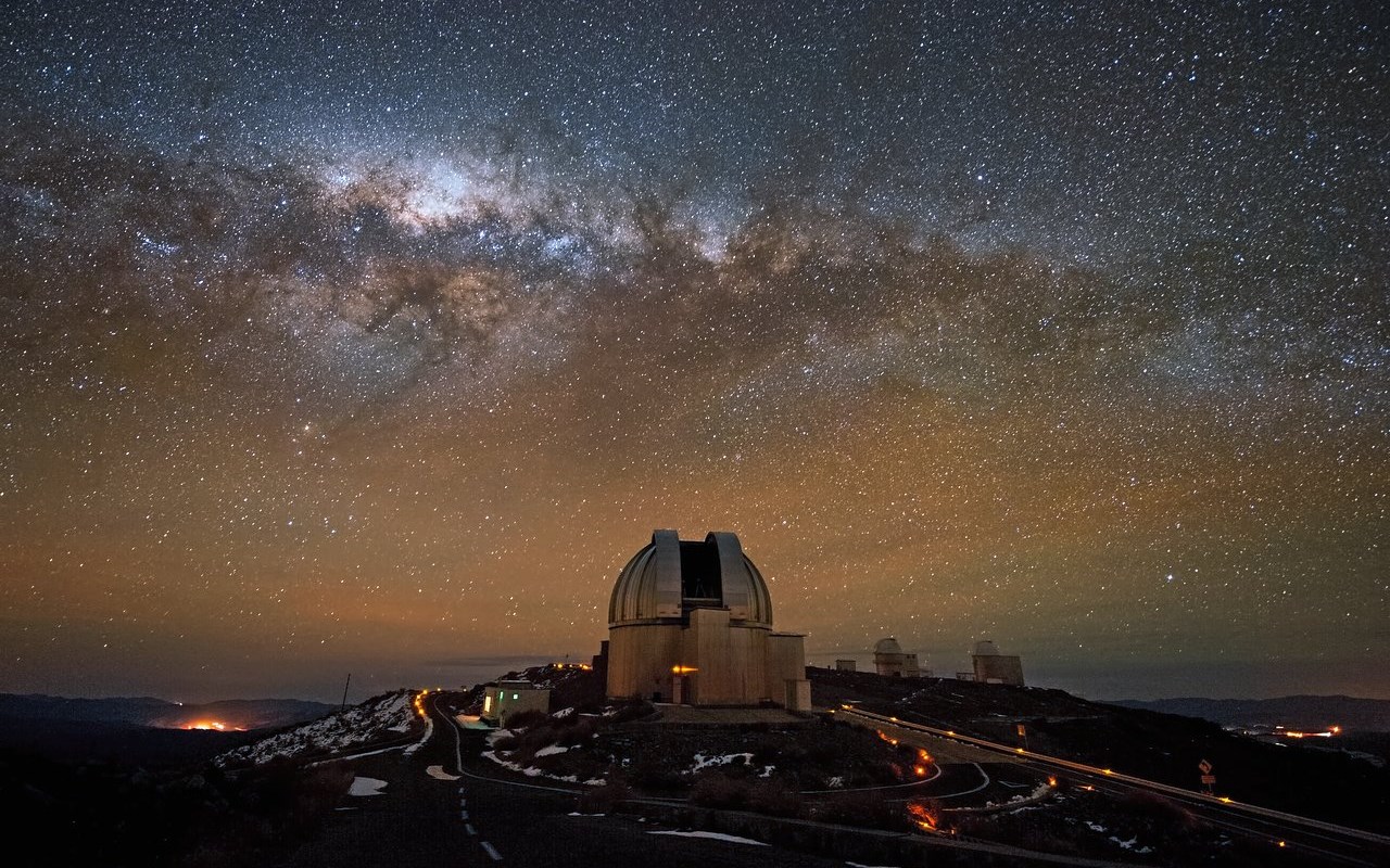 Το Αστεροσκοπείο La Silla λίγο μετά τη Δύση