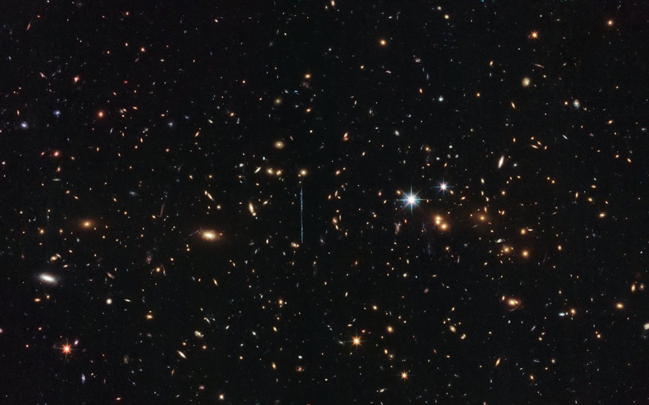 «Ο Χοντρός»: ένα από τα μεγαλύτερα γαλαξιακά σμήνη