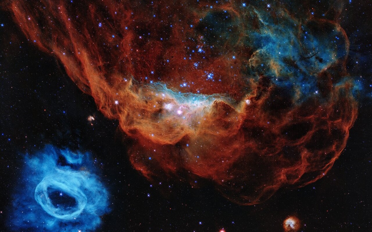 Τα νεφελώματα NGC 2014 και NGC 2020