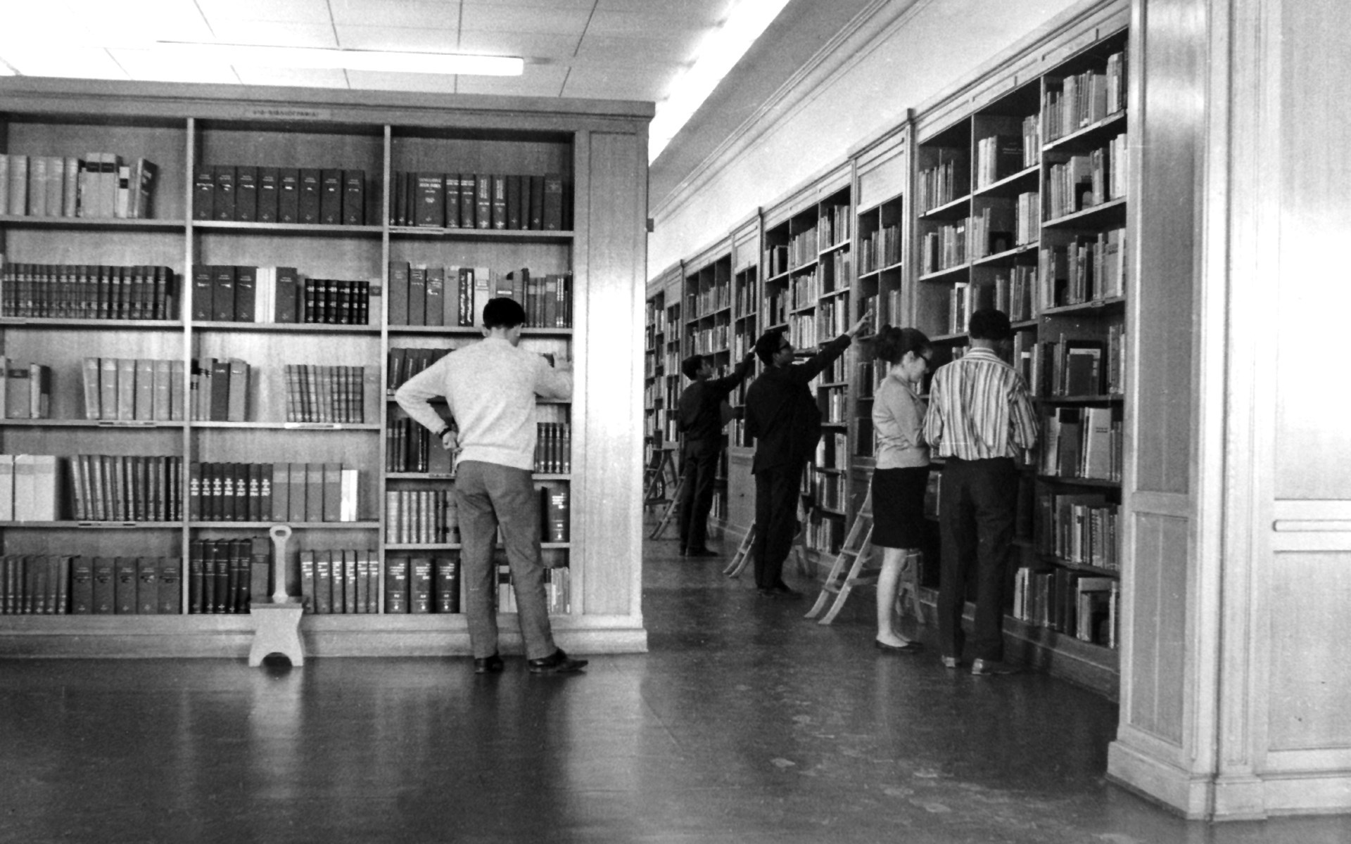 Ιστορικό και εξέλιξη της Βιβλιοθήκης στην ψηφιακή εποχή